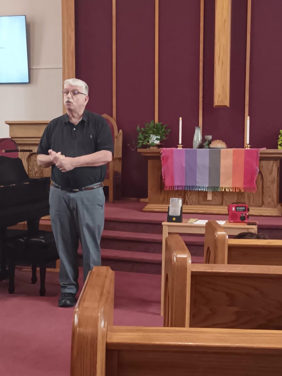 Roger Dana presents on how the Big Bang and the Bell Curve are connected via radio science discoveries. 