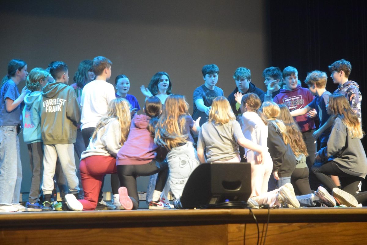 Students work on a scene from High School Musical, Jr., at practice early last week. The show opens Friday, Jan. 23, at Mount Vernon District Audi